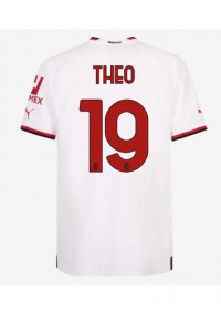 Fotbalové Dres AC Milan Theo Hernandez #19 Venkovní Oblečení 2022-23 Krátký Rukáv